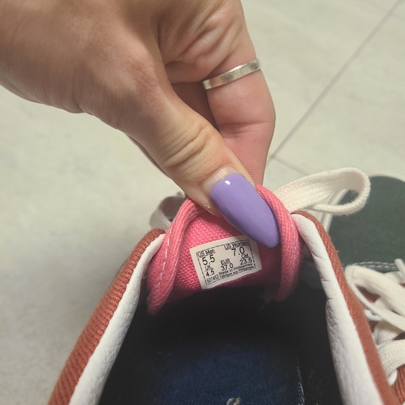 Vans - Green, Red, Hot Pink, and Yellow like New 5.5 Mens 7.0 Womens - Picture 5 of 7